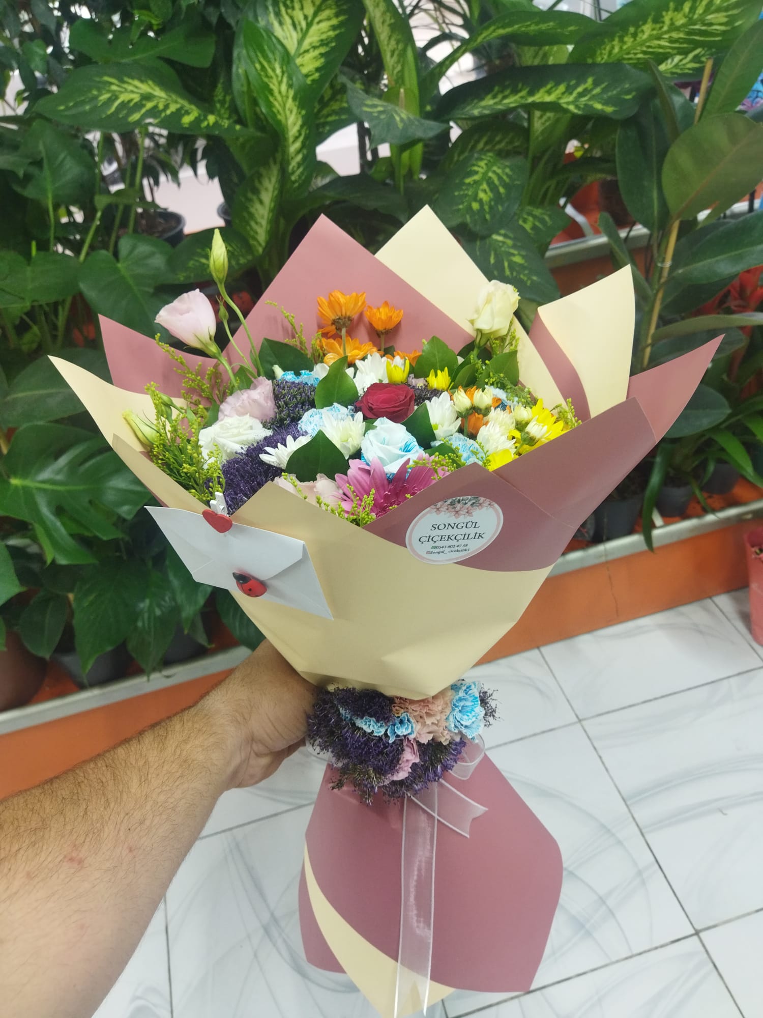 Karışık Mevsim Buketi